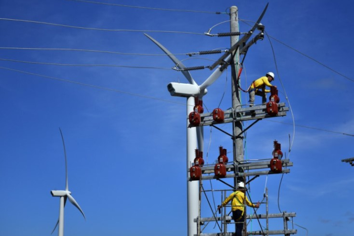 Menurut ADB, ASEAN butuh investasi USD 100 miliar untuk jaringan listrik regional demi integrasi energi terbarukan pada 2045.