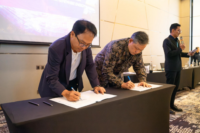 "Telkom & Medco Power kolaborasi energi terbarukan untuk pusat data di Batam, dukung transformasi digital & AI berkelanjutan di Indonesia. #NetZero"