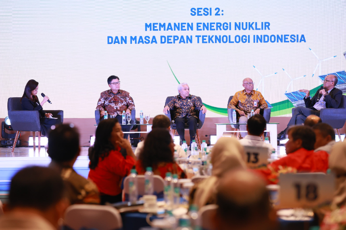 Indonesia mantapkan pembangunan PLTN, hadirkan energi andal, bersih, dan terjangkau demi kemandirian energi nasional.