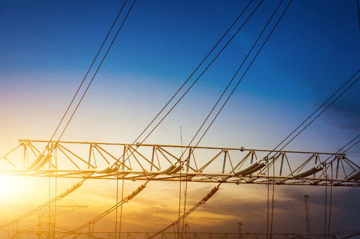 PLN Indonesia Power siapkan strategi transisi energi, dari gas rendah emisi, PLTS, PLTB, hingga rencana PLTN modular di masa depan.