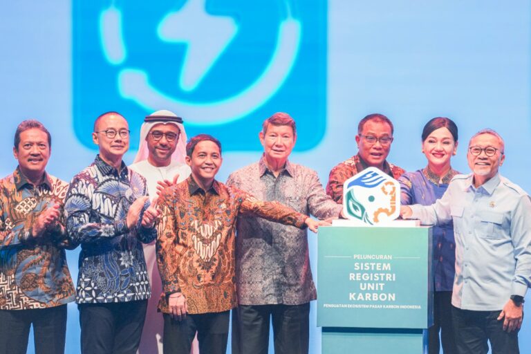 Indonesia menjadi negara pertama yang mengadopsi standar data CDSC untuk registri karbon nasional melalui peluncuran Sistem Registri Unit Karbon (SRUK).
