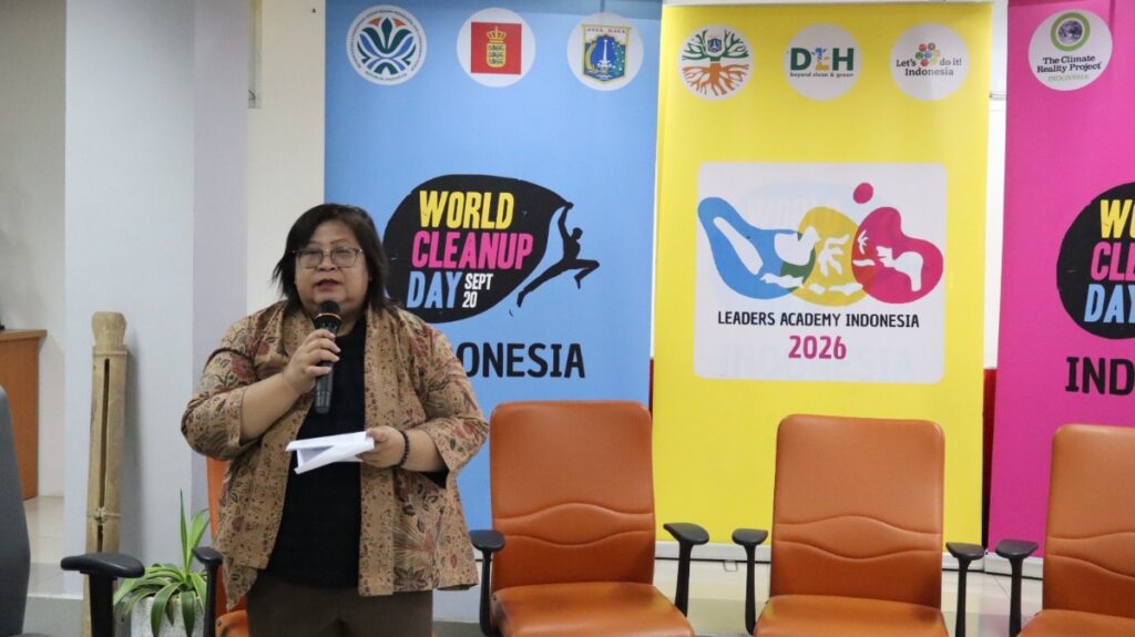 KLH/BPLH mendorong pemimpin gerakan lingkungan di berbagai daerah memperkuat budaya pemilahan sampah dari sumber melalui Leaders Academy 2026 guna mendukung percepatan pengelolaan sampah nasional.