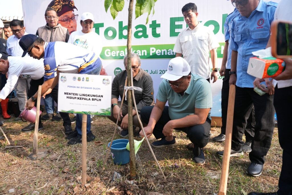 KLH luncurkan Tobat Ekologis Agustus 2026 dengan target tanam 2 miliar pohon dan ciptakan green jobs