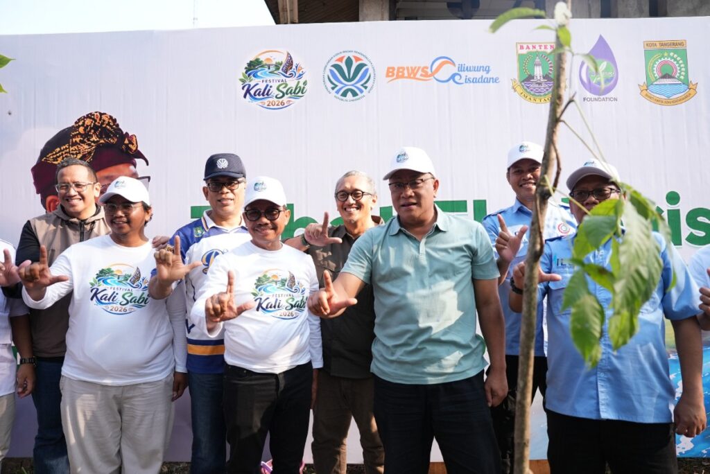 Tobat Ekologis menjadi gerakan nasional KLH untuk memperbaiki lingkungan dengan melibatkan pemerintah, usaha, dan masyarakat.