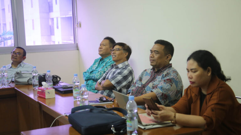 RUPS DMB Global mengubah struktur manajemen, menerima pengunduran diri Amir Fikri dan menyetujui pengalihan saham.