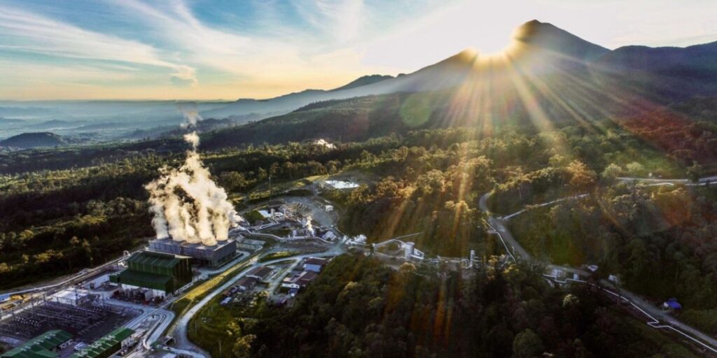 PLN IP mengembangkan aset karbon dari peningkatan kapasitas PLTP Gunung Salak.